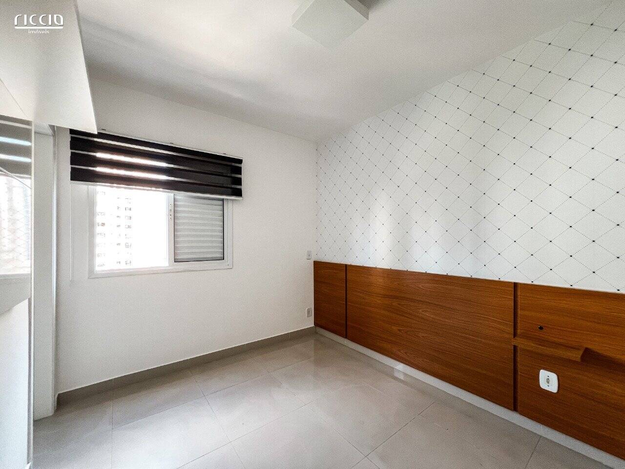 Apartamento à venda com 2 quartos, 75m² - Foto 15