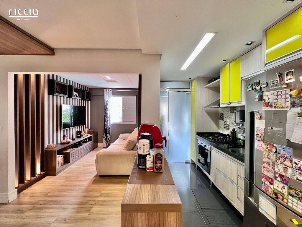 Apartamento à venda com 2 quartos, 75m² - Foto 11