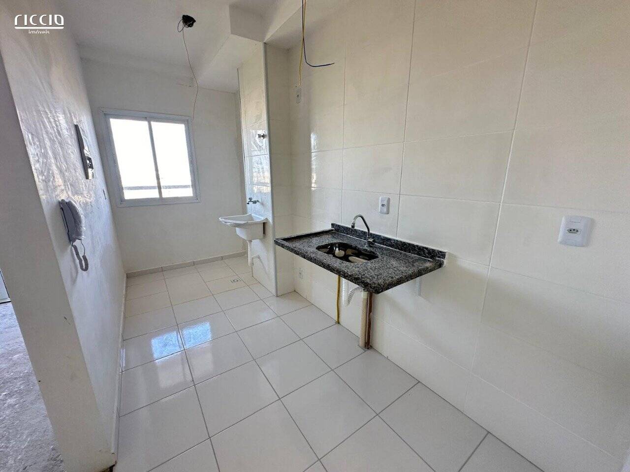 Apartamento à venda com 3 quartos, 70m² - Foto 14