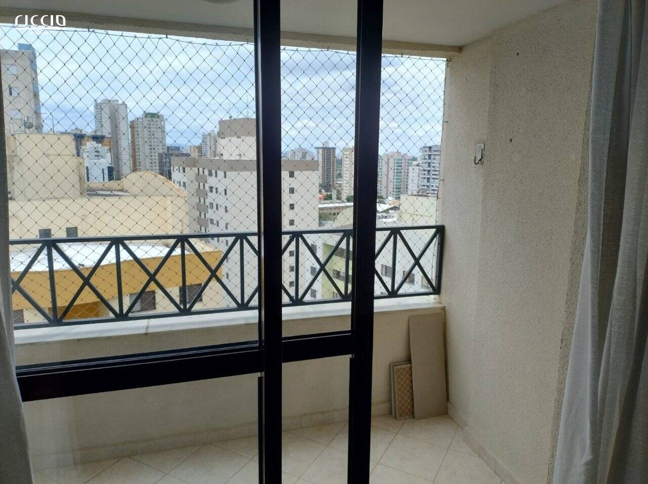 Apartamento à venda com 3 quartos, 82m² - Foto 2