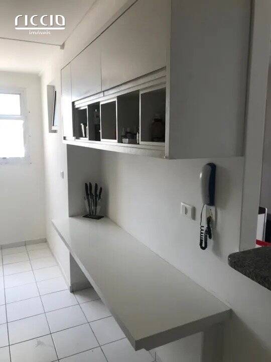 Apartamento à venda com 3 quartos, 83m² - Foto 2