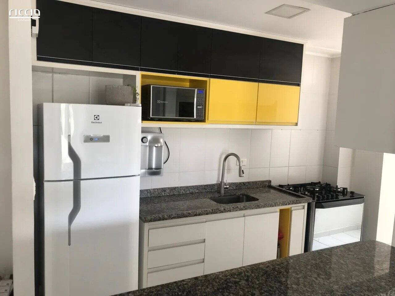 Apartamento à venda com 3 quartos, 83m² - Foto 4