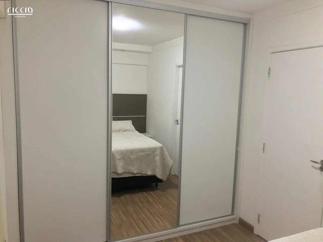 Apartamento à venda com 3 quartos, 83m² - Foto 11