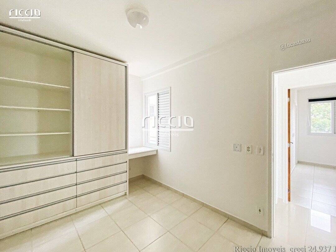 Apartamento à venda com 2 quartos, 80m² - Foto 2